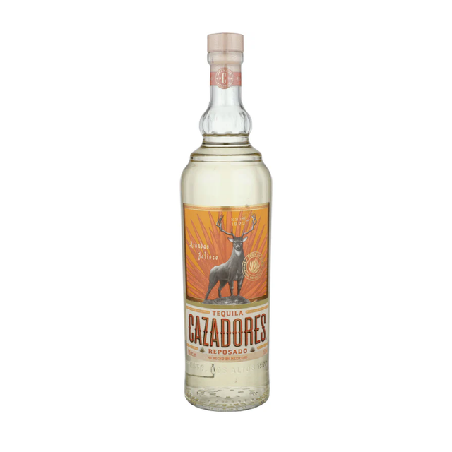 Cazadores tequila reposado 80 w/ jarritos grapefruit 750ml