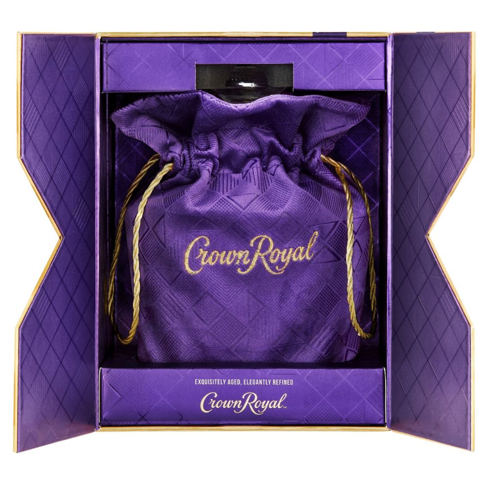 Crown Royal 31 Year Old Extra Rare Blended Canadian Whisky